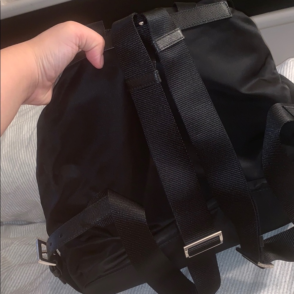 Prada backpack - Picture 4 of 5